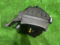 Air filter housing SUBARU LEGACY OEM 46052FE000 BH5 2002 EJ208 MT5