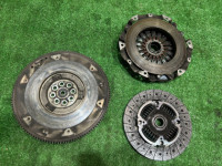 Clutch kit (flywheel, pressure plate, disc) Сцепление SUBARU LEGACY OEM 30210AA530 30100AA791 12342AA050 BH5 2002 EJ208 MT5