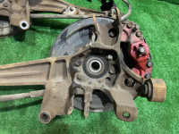 Bujes traseros 2 pod AXIS SUBARU LEGACY OEM 28462AE011 28474AE000 20252AE001 26700AE030 BH5 2002 EJ208 MT5