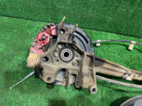 Bujes traseros 2 pod AXIS SUBARU LEGACY OEM 28462AE011 28474AE000 20252AE001 26700AE030 BH5 2002 EJ208 MT5