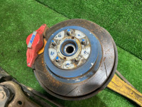 Bujes traseros 2 pod AXIS SUBARU LEGACY OEM 28462AE011 28474AE000 20252AE001 26700AE030 BH5 2002 EJ208 MT5