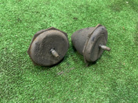 Отбойники рычагов задние SUBARU LANCASTER OEM 20501AE010 BHE BH9 1998 EJ254 AT