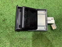 Cenicero SUBARU FORESTER OEM 66160FC000 SF5 1997 SILVER 406