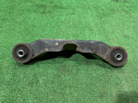 Подушка редуктора SUBARU OUTBACK OEM 41310AG020 BPE 2004 EZ30 AT
