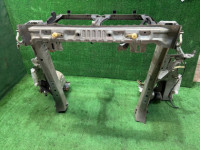 ラジエーターコアサポート SUBARU OUTBACK OEM 53060AG0009P 53020AG0019P 53020AG0109P 53040AG0019P BPE 2004
