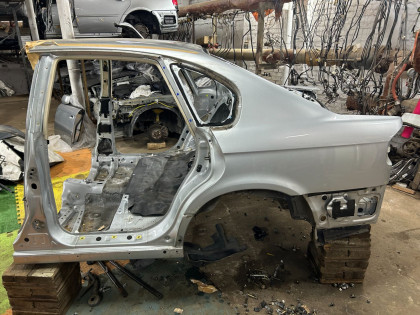 Задняя часть BEE