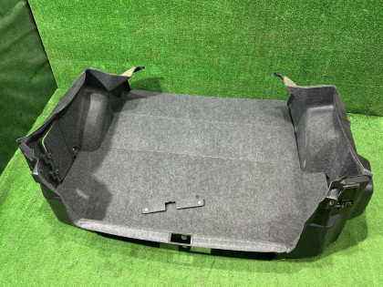 Обшивка багажника BEE