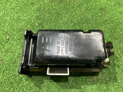 Пепельница SUBARU LEGACY OEM 66160AE000 BEE 2002 SILVER 01G