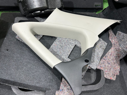 Обшивка багажника