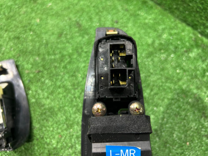 Блок управления стеклоподъемниками