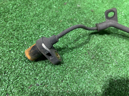 Датчик ABS задний левый SUBARU LEGACY OEM 27540AE050 BE5 2002 EJ206 AT