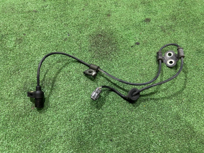 Датчик ABS передний левый SUBARU LEGACY OEM 27540AE010 BE5 2002 EJ206 AT