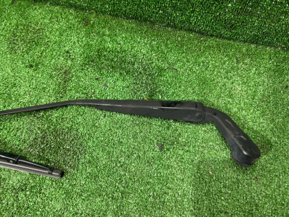 后雨刮 SUBARU LEGACY OEM 86532AE040 BE5 2002