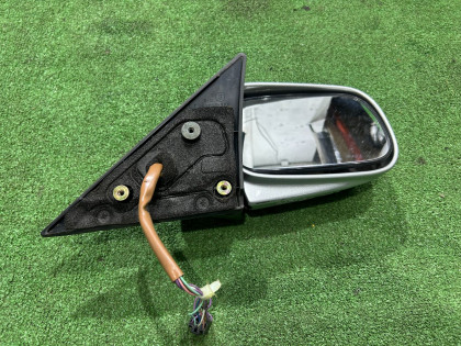 Зеркало правое