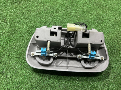 Плафон салона передний