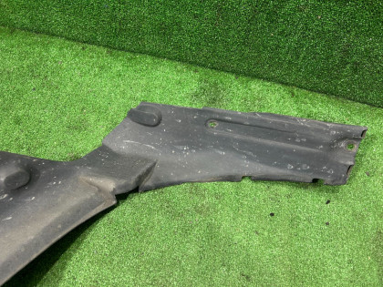 Подкрылок задний правый