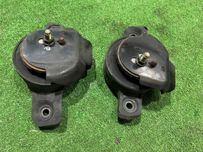 Подушки двигателя