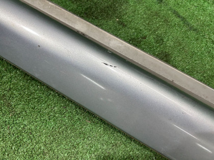 Порог левый