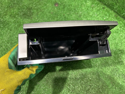 Бардачок под магнитофон SUBARU FORESTER OEM 66128SA050 SG5 2007