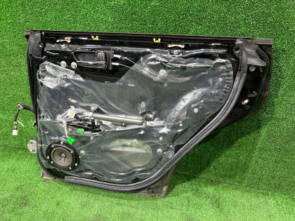 Дверь задняя правая SUBARU FORESTER OEM 60409SA0029P SG5 2007 BLACK 32J