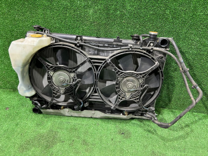 Радиатор двигателя