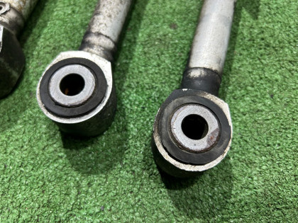 Рычаги задние