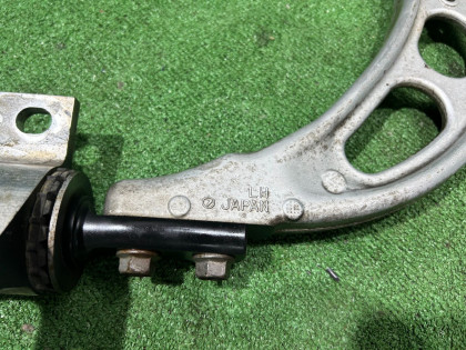 Рычаги передние