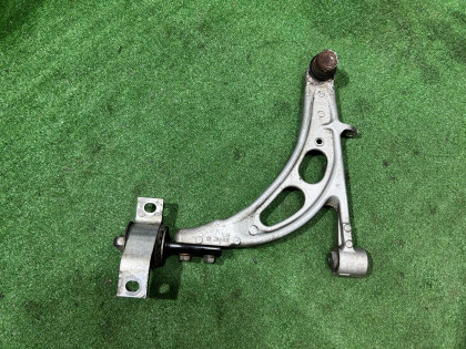 Рычаги передние