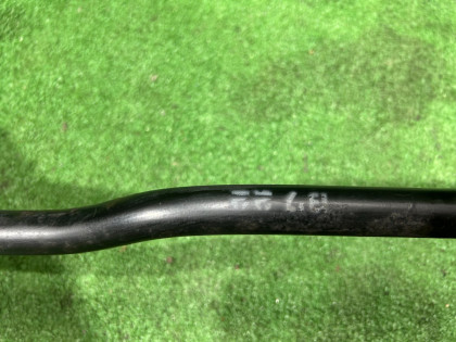 Стабилизатор передний