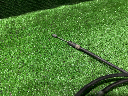 Тросик капота