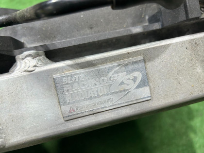 Radiador do motor SUBARU LEGACY OEM 45111AE032 BE5 2002 EJ208 MT5