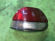 右尾灯 84201AC120 SUBARU LEGACY