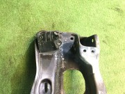 Travesaño delantero SUBARU OUTBACK OEM 20101AG001, 20101AG002 BPE 2004 EZ30D