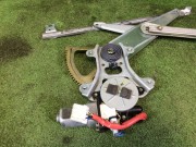 ชุดยกกระจกหน้าขวา SUBARU OUTBACK OEM 61188AG110 BPE 2004