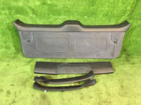 Обшивка пятой двери 94047AC110MU 94062AC000 94047AC000MU SUBARU LEGACY