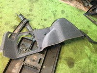 แผงบุห้องเก็บของท้าย SUBARU LEGACY OEM 94025AC220MU 94025AC050MU 91047AA011 BG9 1995 Black 47A
