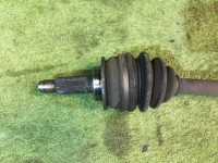 Palier delantero SUBARU LEGACY OEM 28021AC140 BG9 1995 EJ25D