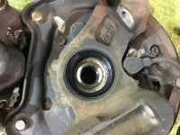 Cubos traseiros SUBARU LEGACY OEM 26310AA112 26291AA100 26291AA110 28016AA020 BG9 1995 EJ25D