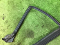 右车门密封条 SUBARU LEGACY OEM 62710AC100 BG9 1995 Black 47A