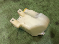 Washer bottle SUBARU LEGACY OEM 86610AC000 86610FC000 BG5 1997 EJ20H