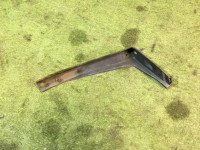 Крепление переднего бампера правое 57714AC040 SUBARU LEGACY