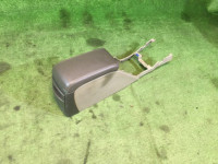 Бардачок подлокотник 92111AE010AD SUBARU LANCASTER