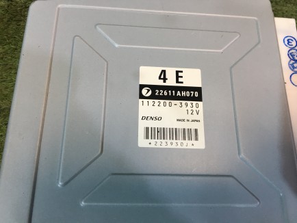 Блок управления двигателя SUBARU LANCASTER OEM 22611AH071 BHE 2002 EZ30