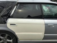 Дверь задняя правая 60400AE420 SUBARU LANCASTER