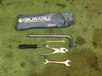 Набор инструментов 97010AA020 97010AA010 SUBARU LANCASTER