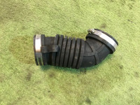 Патрубок воздушного фильтра SUBARU LANCASTER OEM 14457AA300 14457AA301 BHE 2002 EZ30