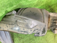 Подкрылок передний правый SUBARU LANCASTER OEM 59110AE020 BHE 2002 white pearl 07C