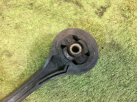 ยางแท่นเกียร์ตัวบน SUBARU LANCASTER OEM 41040AE010 BHE 2002 EZ30