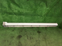 Embaladeira esquerda SUBARU LANCASTER OEM 91111AE090YF BHE 2002 white pearl 07C
