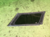 Left rear quarter glass SUBARU LANCASTER OEM 65210AE050NB 65210AE051NB BHE 2002
